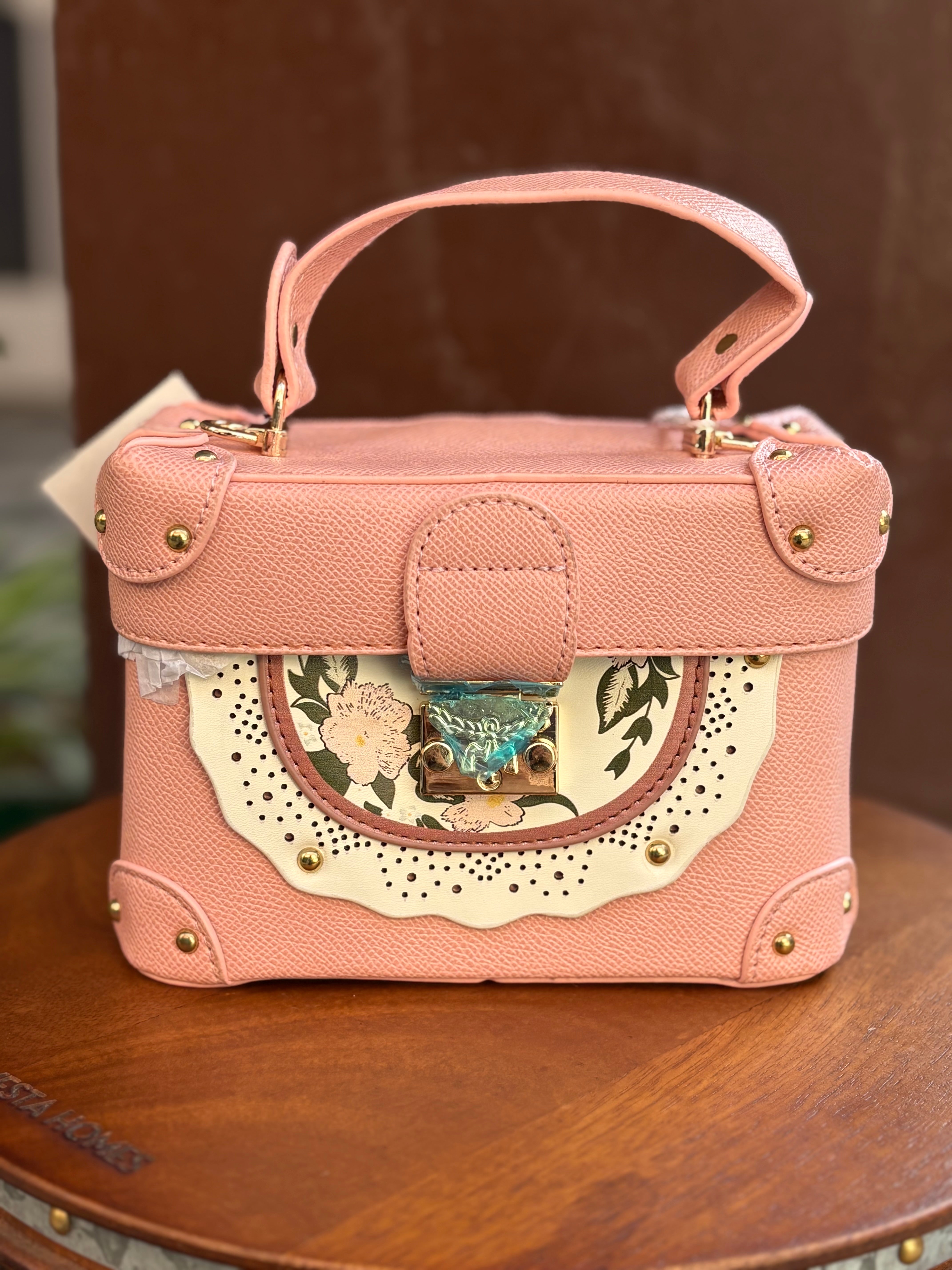 Pookie Bucket Bag