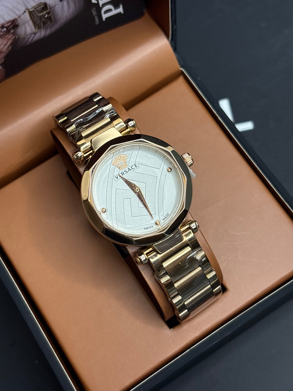 Watch V001ACE