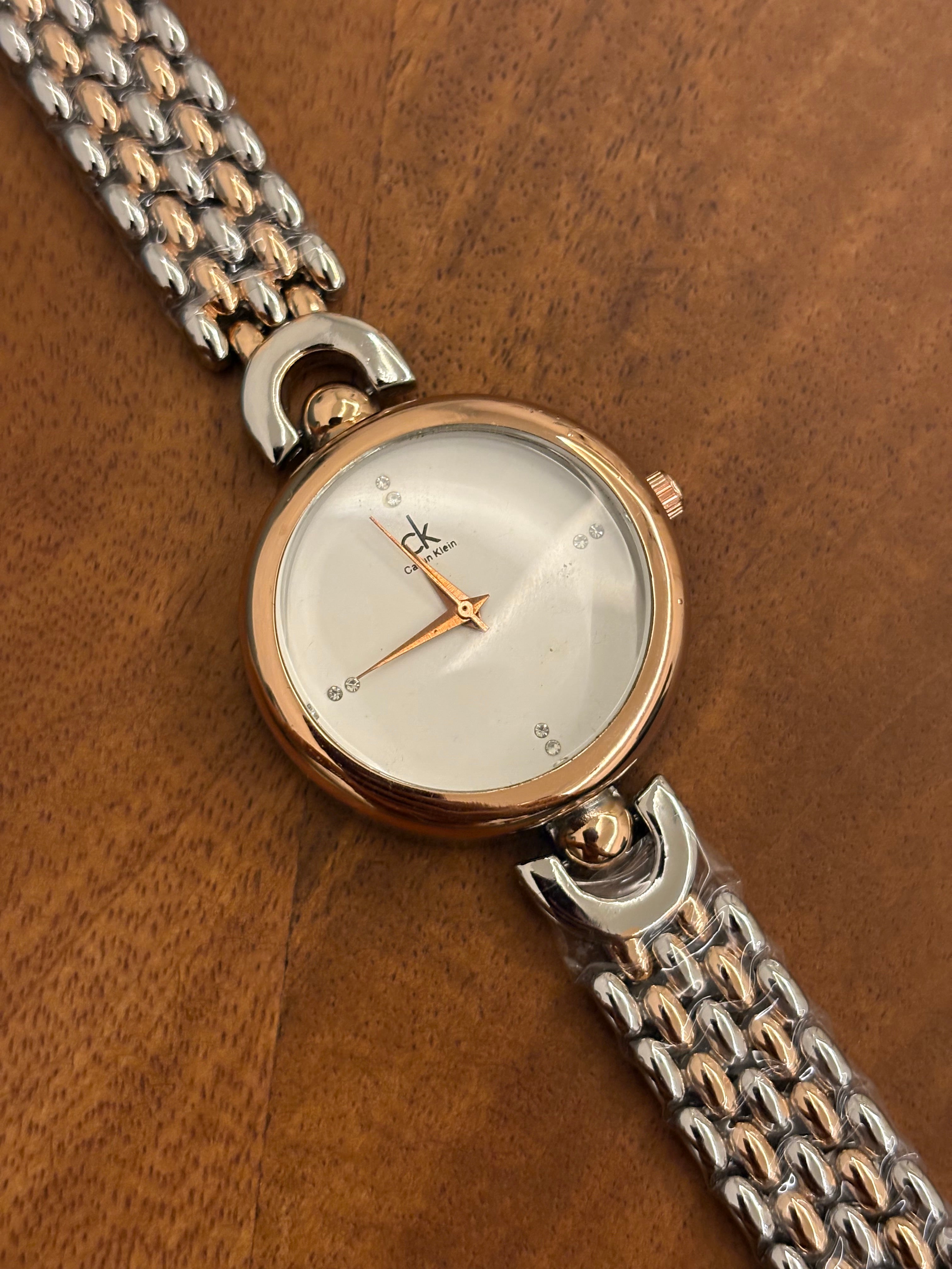 Perle CK vintage Watch