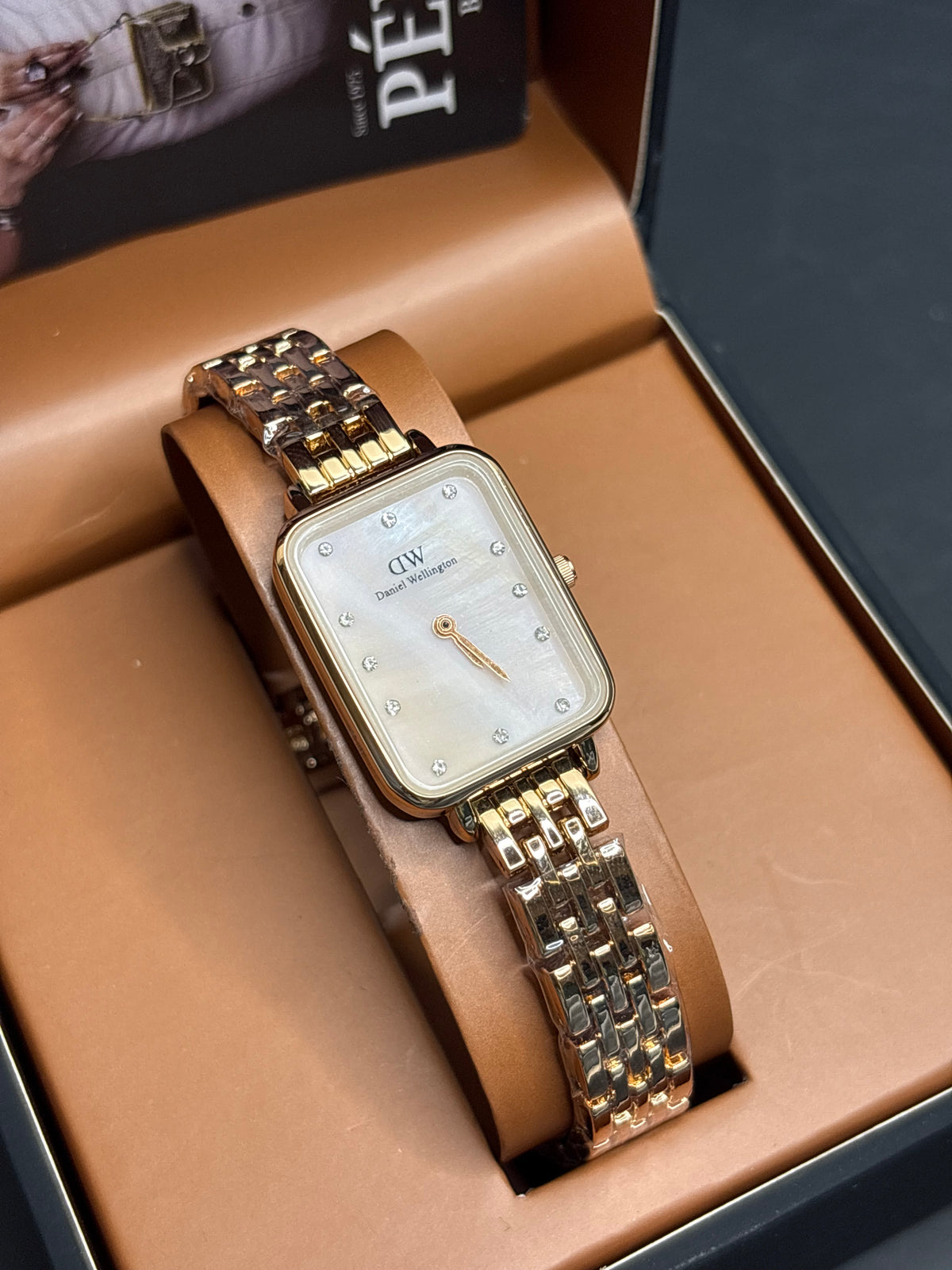 DW001- white