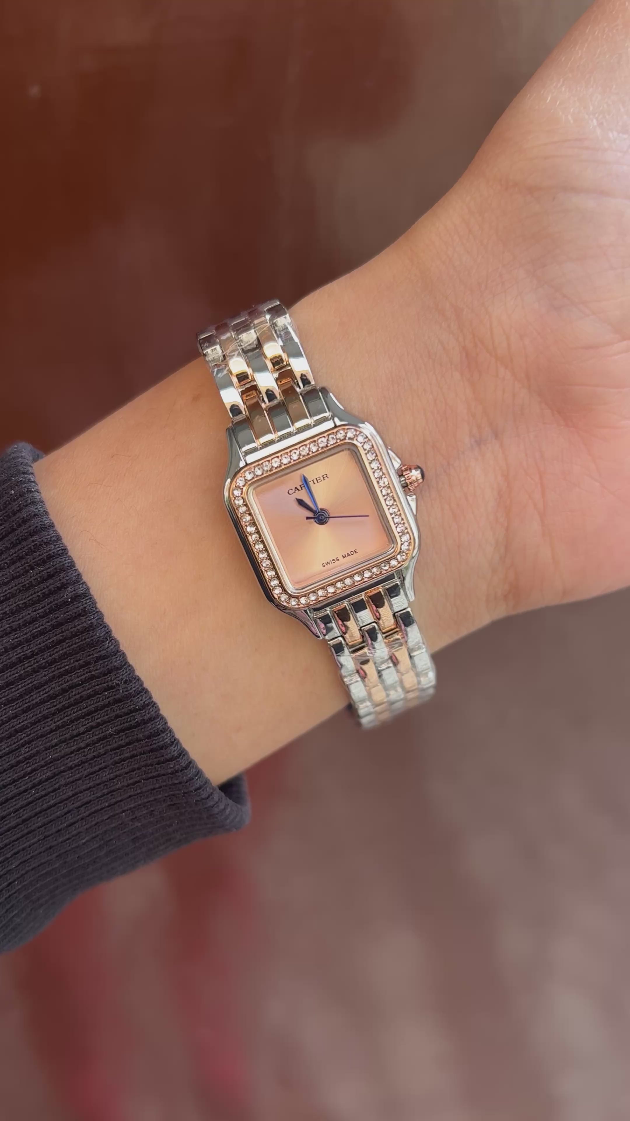 Square dial watch -001